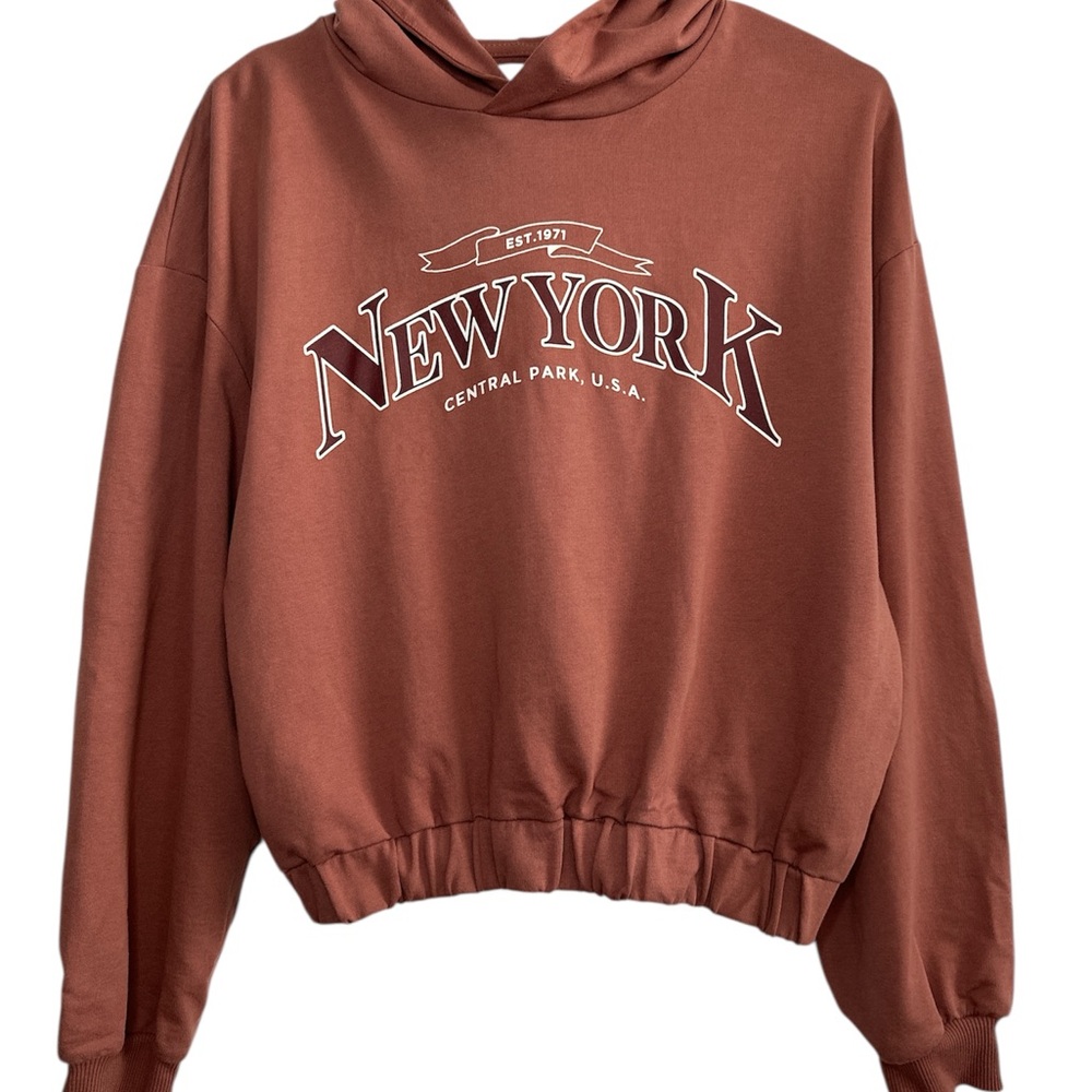 NWOT. Pull&Bear Women's Hoodie Brown. Size M.